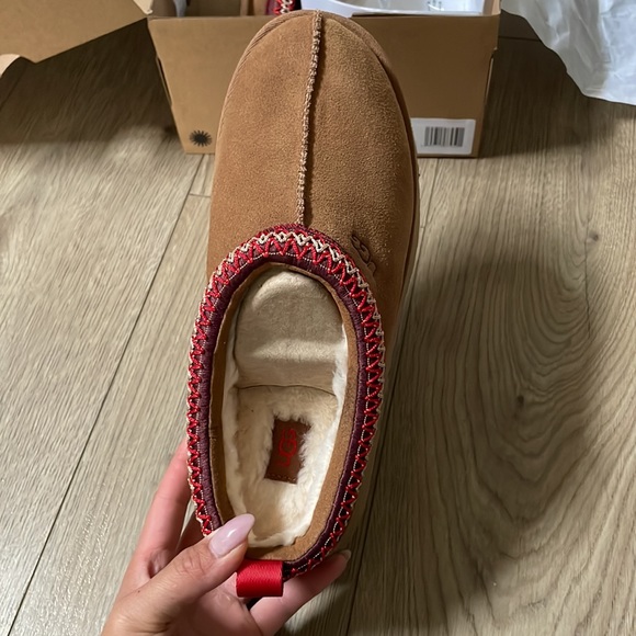 UGG Tazz Platform chestnut women’s Size 8. Brand new in box. - Picture 1 of 5